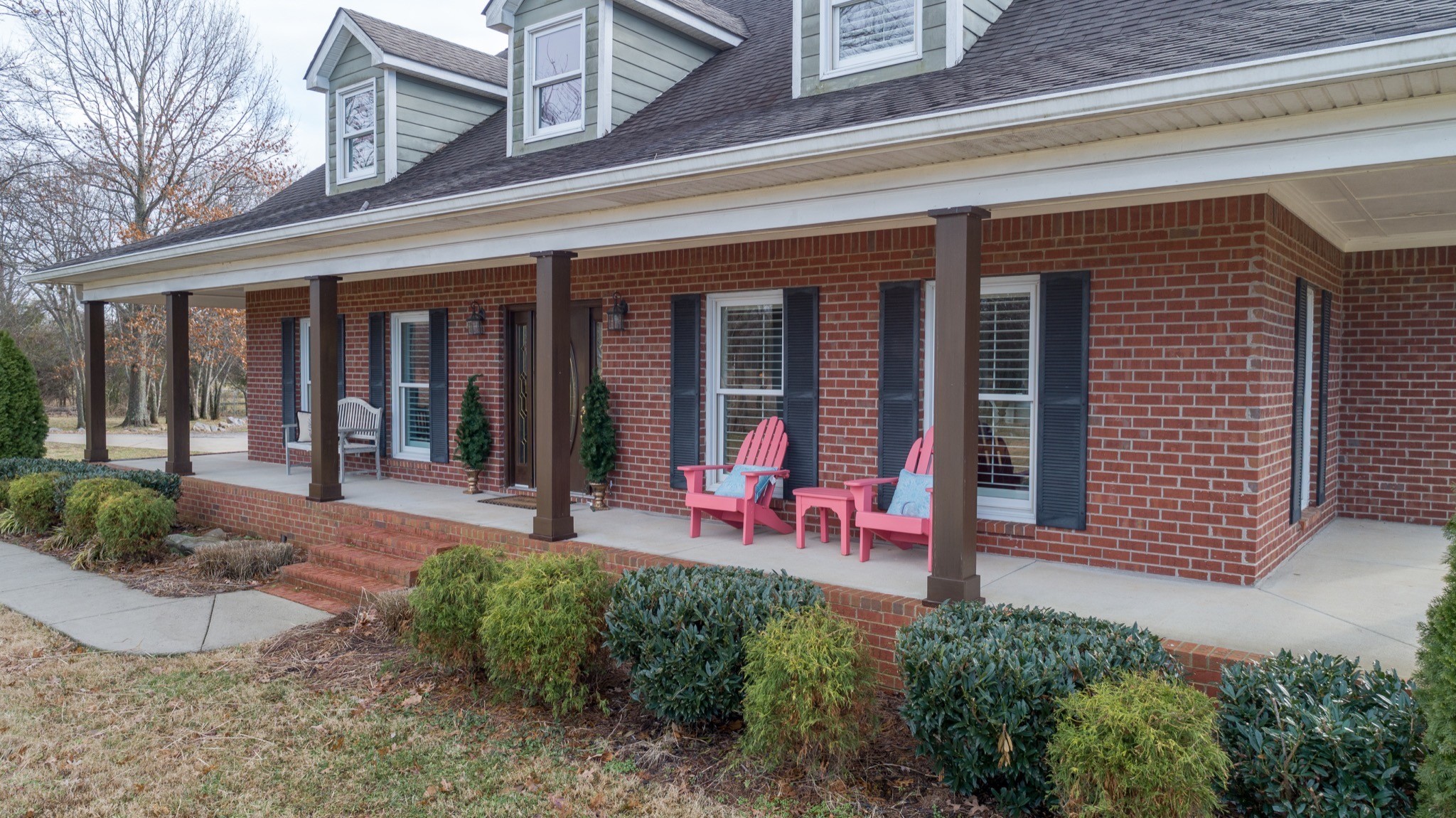 7450 Delbridge Road Murfreesboro, TN 37127 - Photo 2 of 50 a view of a building with sitting area