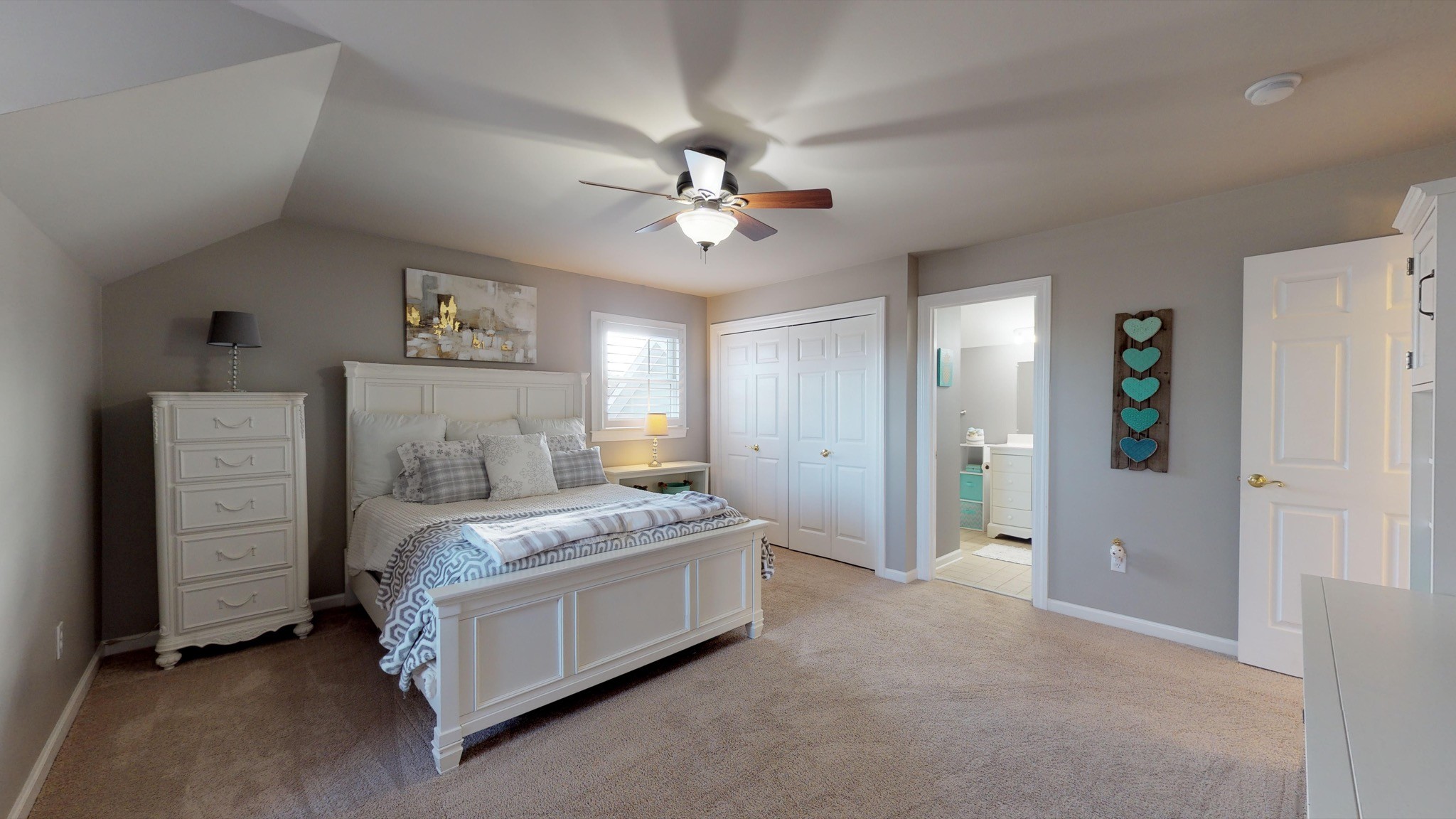 7450 Delbridge Road Murfreesboro, TN 37127 - Photo 48 of 50 a room that has a bed and a chandelier