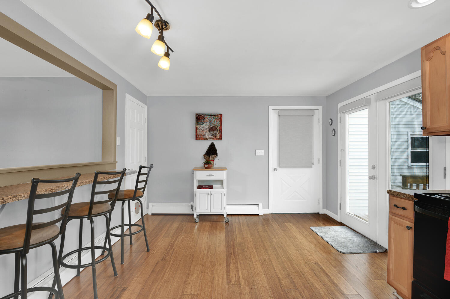 221 Sandy Hill Road South Portland, ME 04106 - Photo 12 of 34 221 Sandy Hill Rd South-large-012-003-Ki