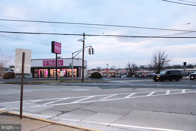 $1,800 | 1128 West Browning Road, Unit 1, Bellmawr, NJ 08031