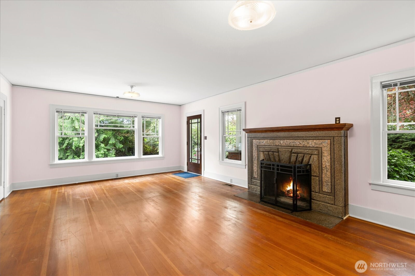 18608 101st Avenue Northeast Bothell, WA 98011 - Photo 7 of 39