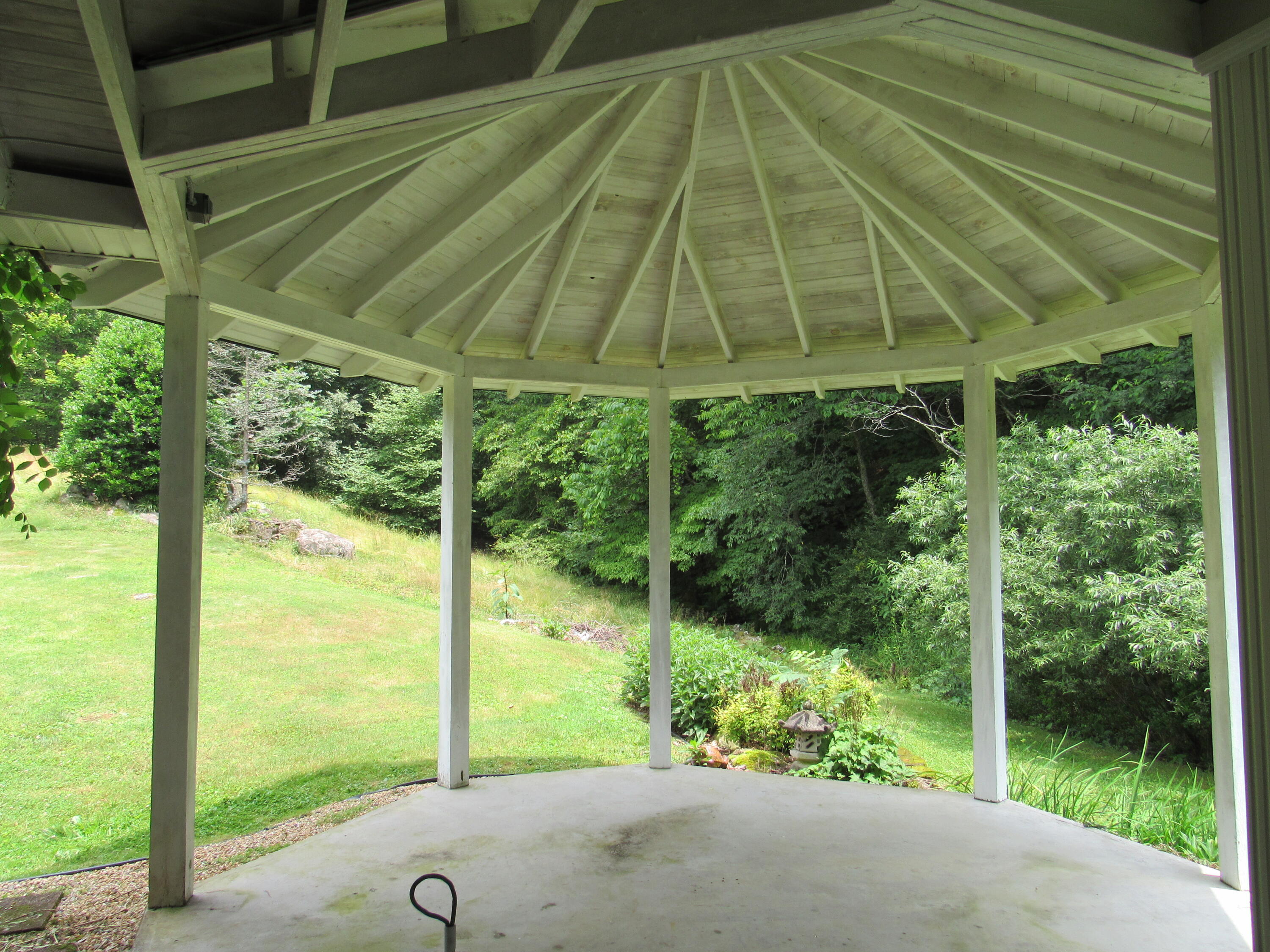 9404 Sock Road Pound, VA 24279 - Photo 13 of 58 IMG_4822