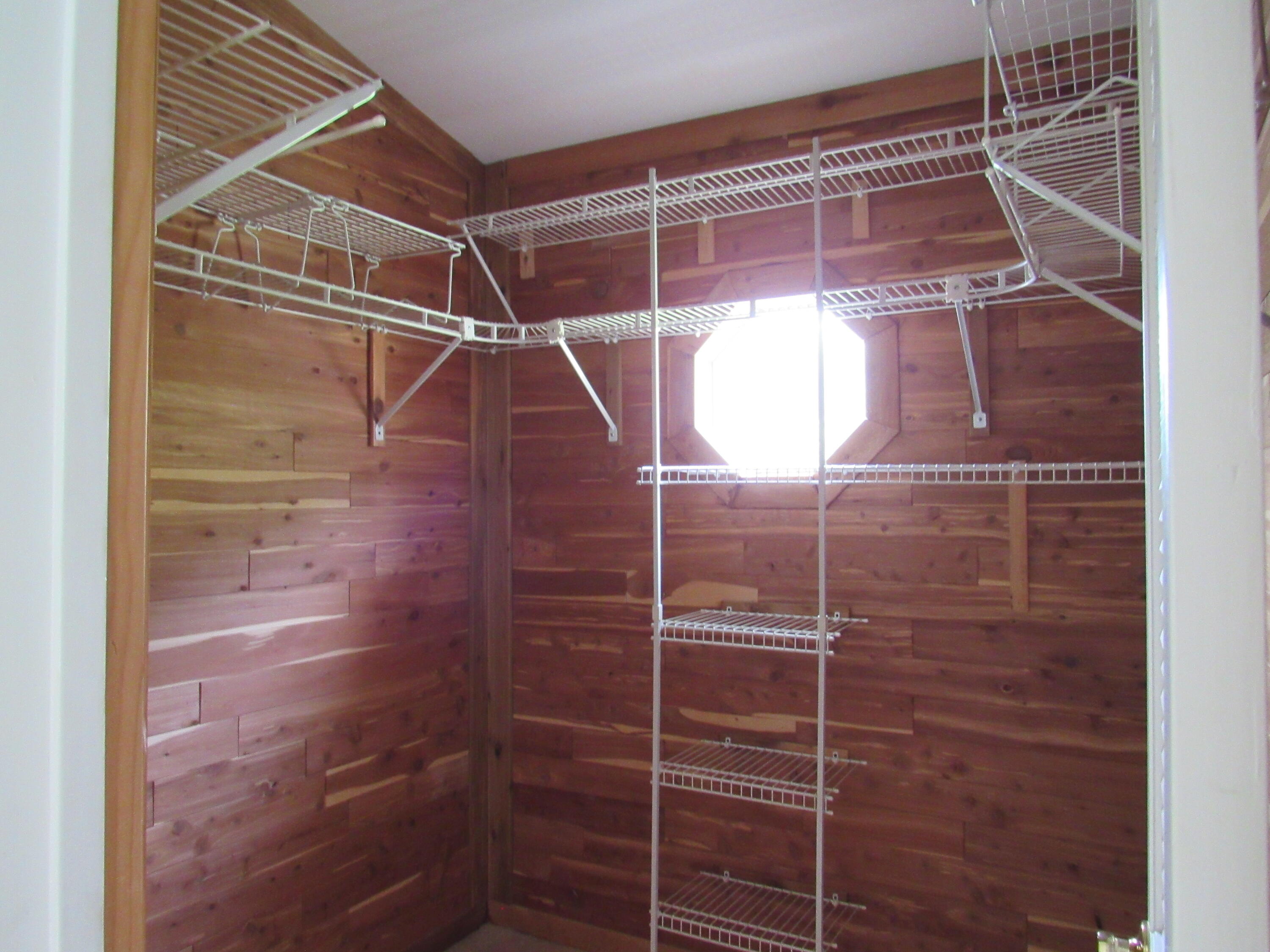 9404 Sock Road Pound, VA 24279 - Photo 28 of 58 IMG_4809