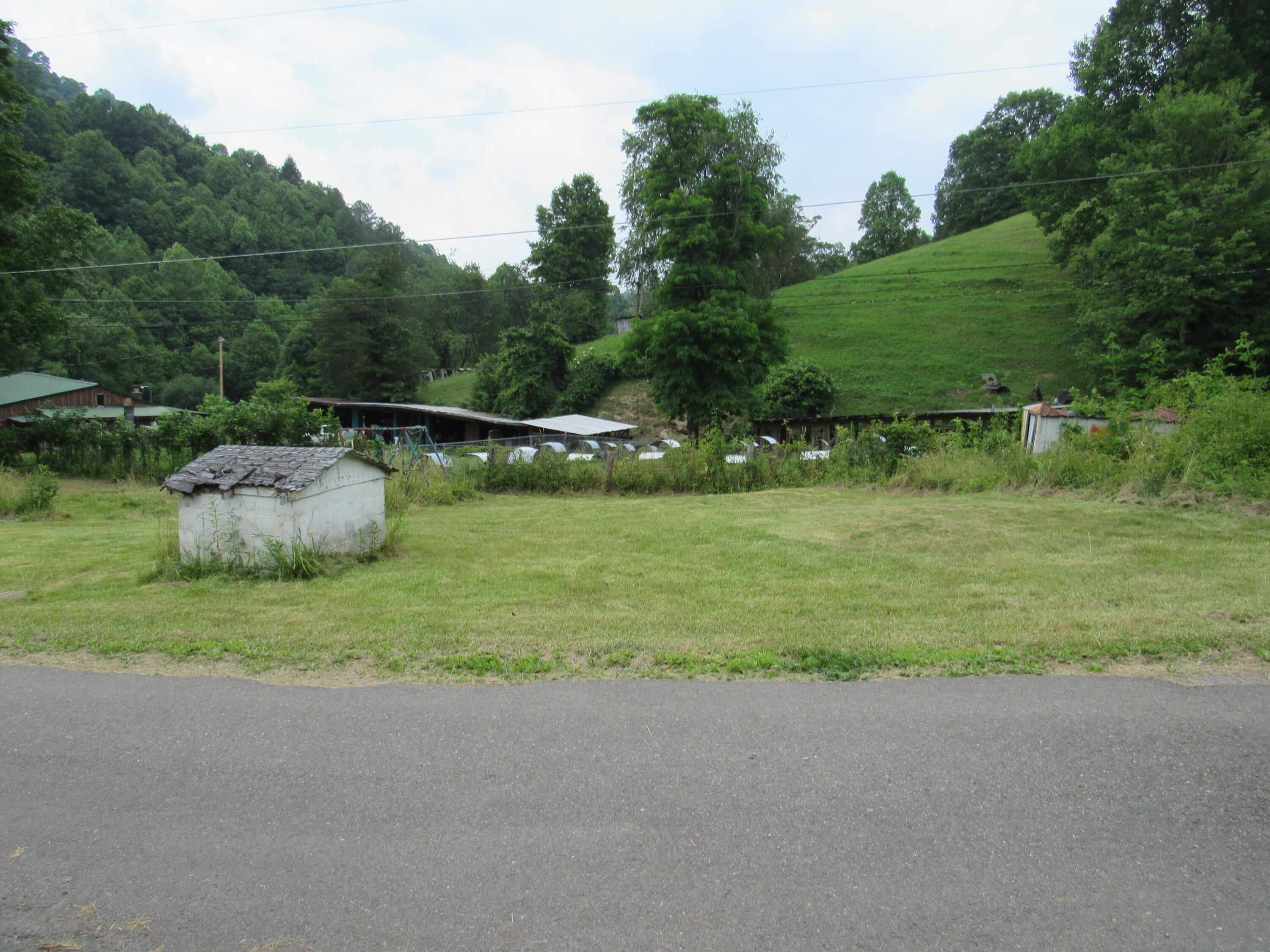 9404 Sock Road Pound, VA 24279 - Photo 58 of 58 IMG_4832