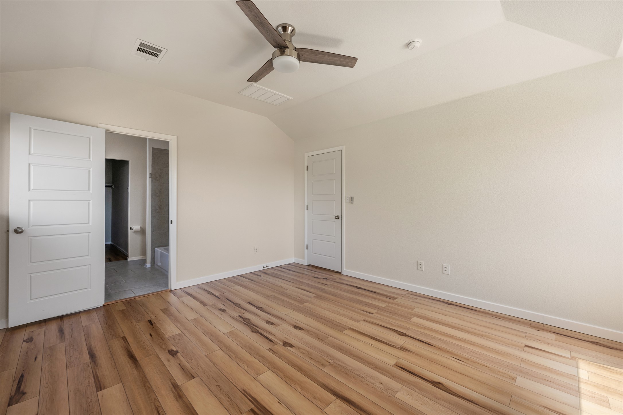 104 Cates Cove Elgin, TX 78621 - Photo 20 of 31 Gallery Image 20
