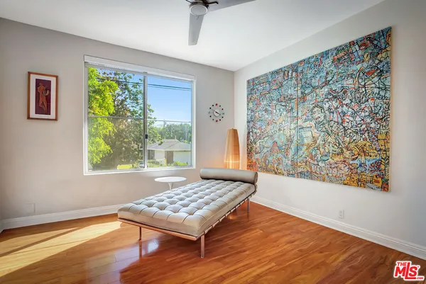 $1,399,000 | 10437 Moorpark Street, Toluca Lake, CA 91602