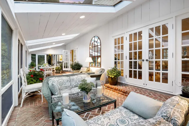 $1,750,000 | 276 Exeter Road, Hampton Falls, NH 03844