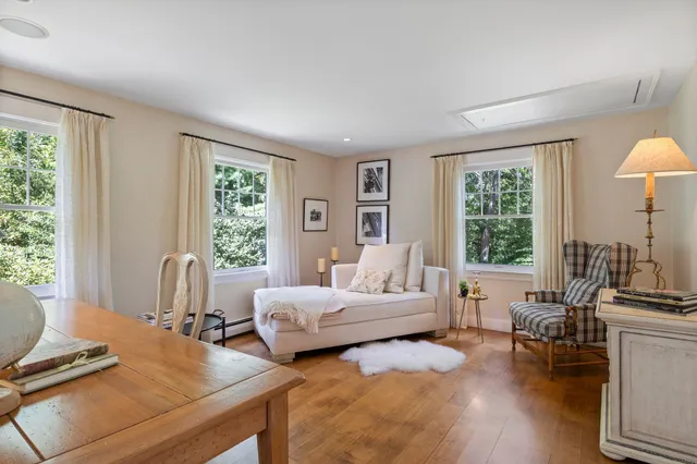 $1,750,000 | 276 Exeter Road, Hampton Falls, NH 03844