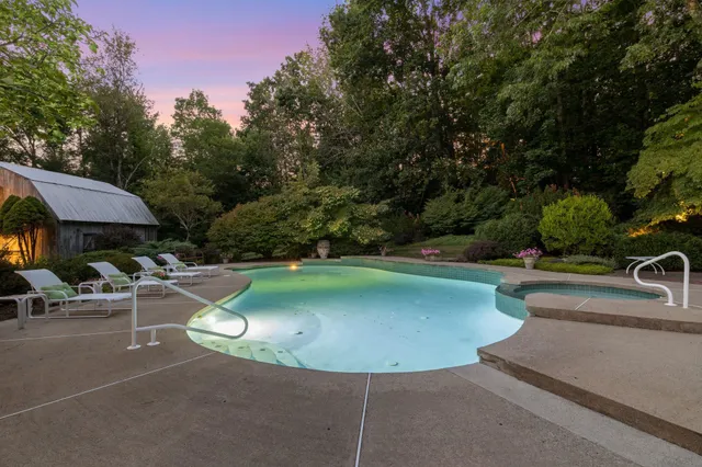 $1,750,000 | 276 Exeter Road, Hampton Falls, NH 03844