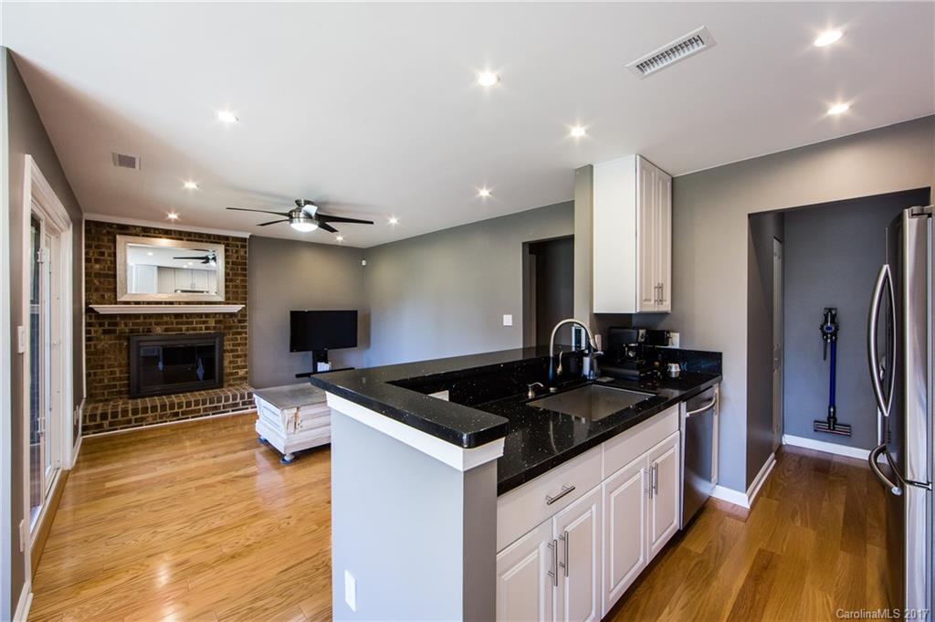 11040 Running Ridge Road Charlotte, NC 28226 - Photo 7 of 22