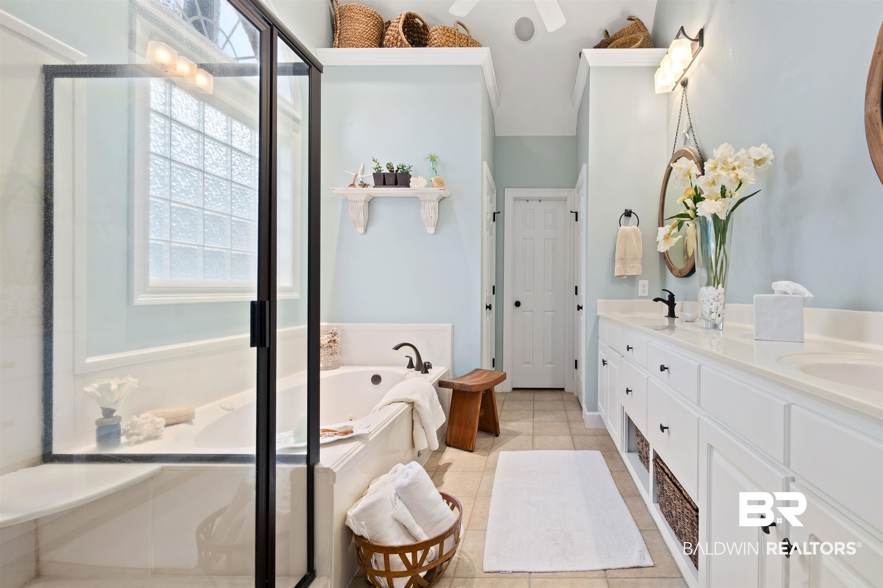 30355 Crepe Myrtle Court Daphne, AL 36527 - Photo 15 of 33 Beautiful Primary Bath
