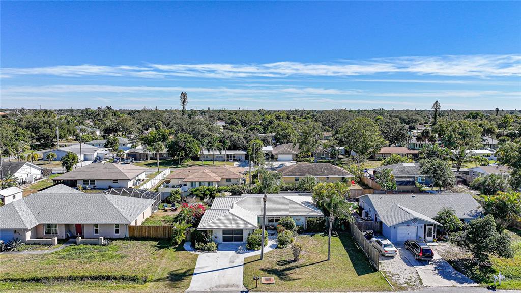 417 Crane Road Venice, FL 34293 - Photo 45 of 52 Gallery Image 45