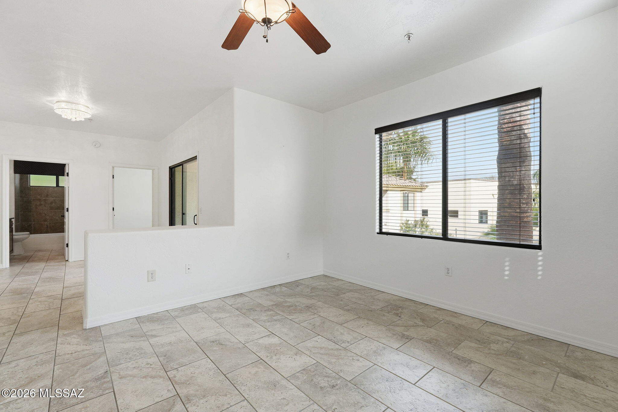 2550 East River Road, Unit 1203 Tucson, AZ 85718 - Photo 11 of 39 Family Room
