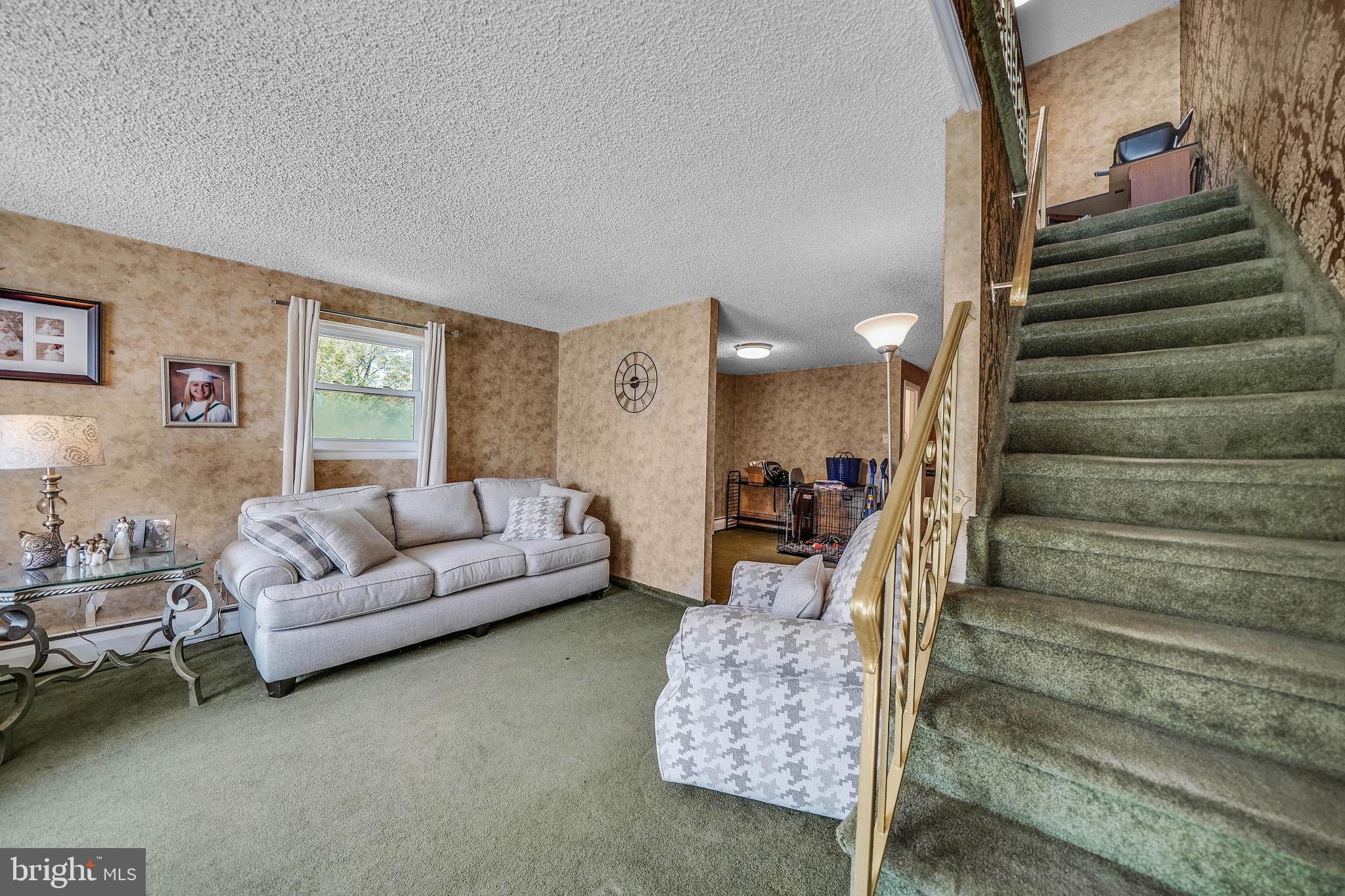 723 Tasker Street Ridley Park, PA 19078 - Photo 4 of 28 Gallery Image 4