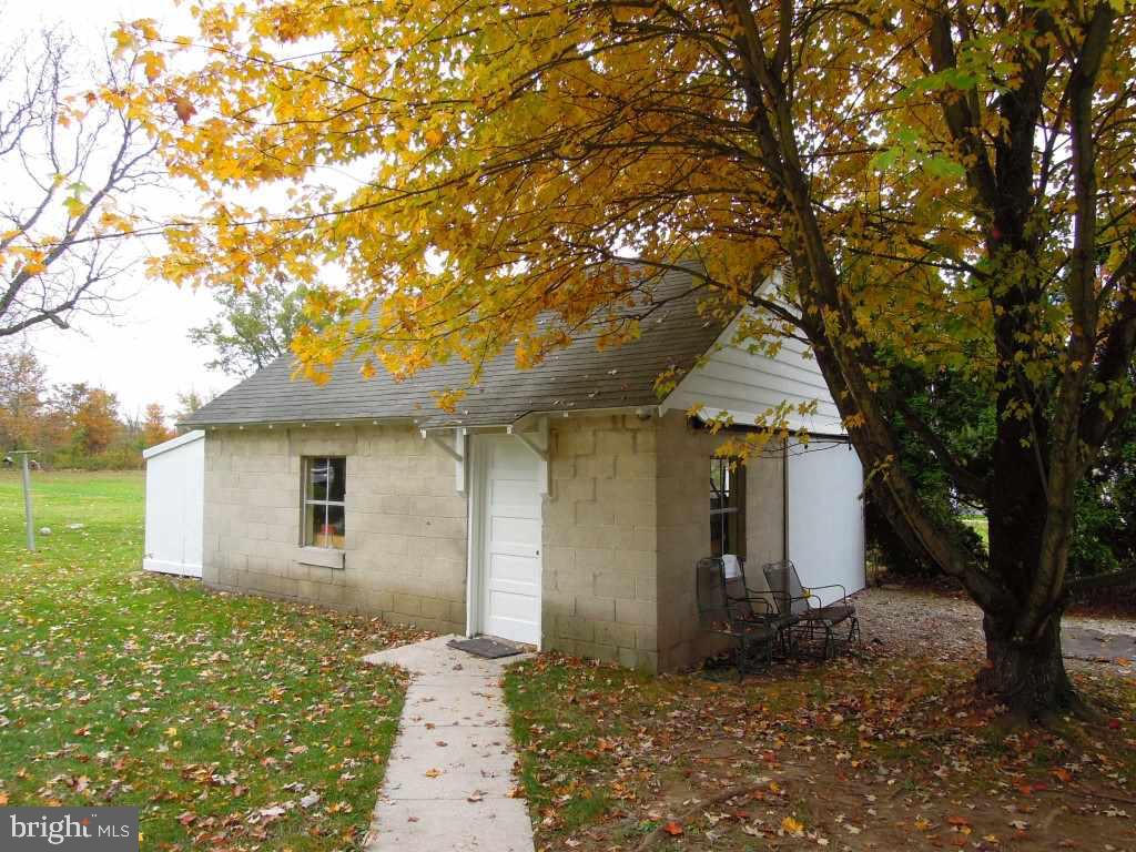 135 Hunterstown Hampton Road Gettysburg, PA 17325 - Photo 7 of 33 Gallery Image 7