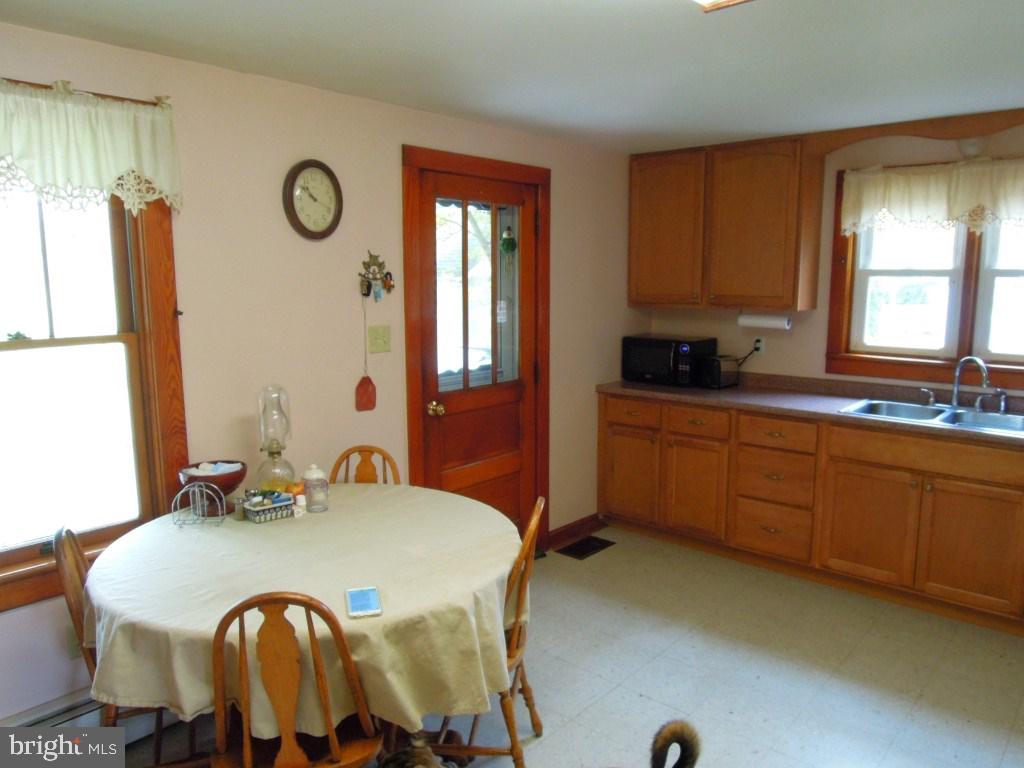 135 Hunterstown Hampton Road Gettysburg, PA 17325 - Photo 10 of 33 Gallery Image 10