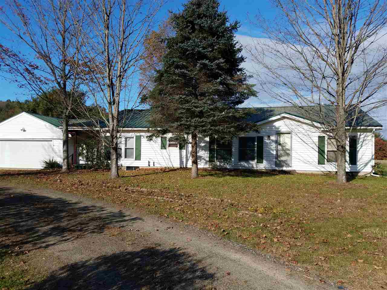 18 Gulf Road Chesterfield, NH 03443 - Photo 2 of 19