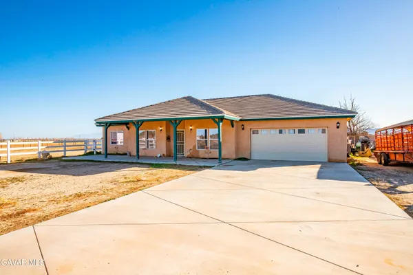 $670,000 | 8224 Avenue D4 W Lancaster Ca West, Lancaster, CA 93536