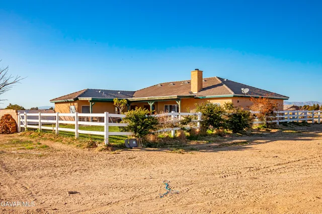 $675,000 | 8224 Avenue D4 W Lancaster Ca West, Lancaster, CA 93536