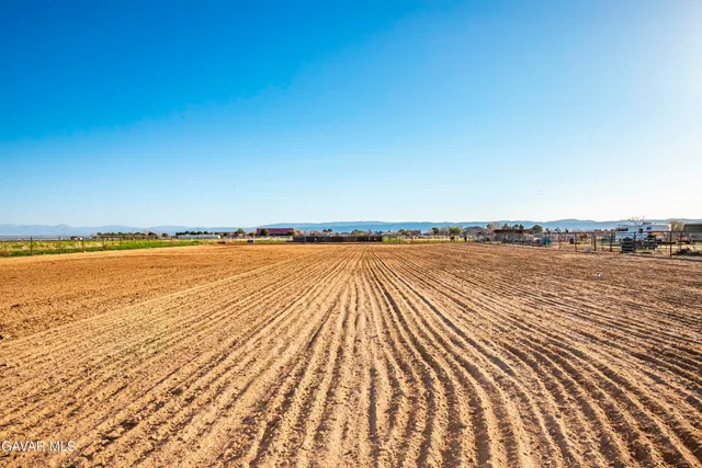 $675,000 | 8224 Avenue D4 W Lancaster Ca West, Lancaster, CA 93536