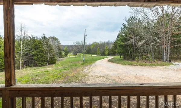 $169,900 | 214 South Hobby Hut Road, Leasburg, MO 65535
