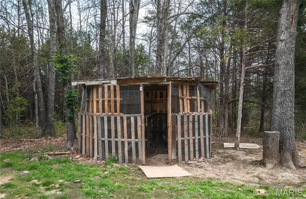$169,900 | 214 South Hobby Hut Road, Leasburg, MO 65535