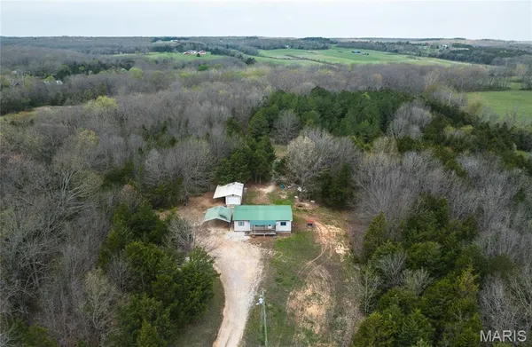 $169,900 | 214 South Hobby Hut Road, Leasburg, MO 65535