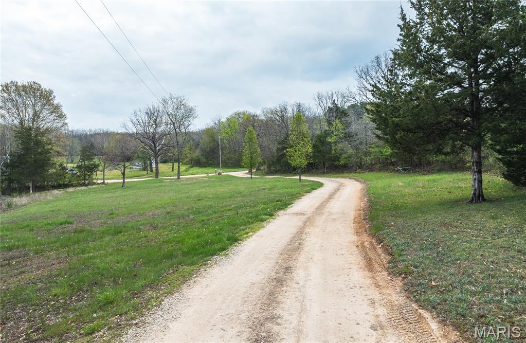 214 South Hobby Hut Road Leasburg, MO 65535 - Photo 4 of 39