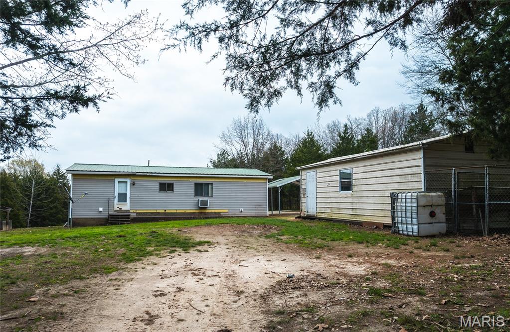 214 South Hobby Hut Road Leasburg, MO 65535 - Photo 5 of 39