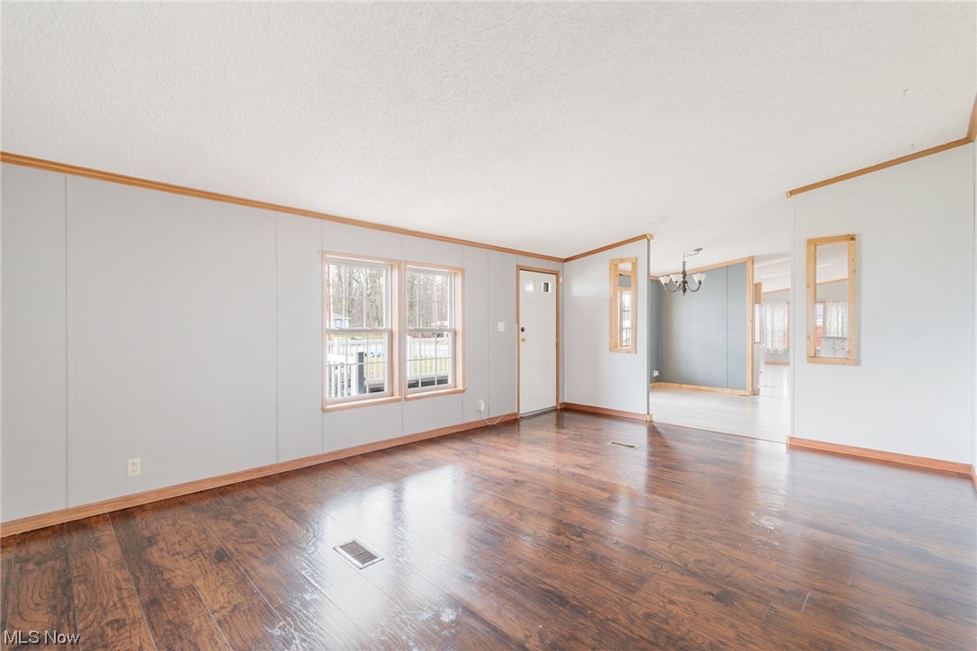 14706 Ellett Road Beloit, OH 44609 - Photo 9 of 17 Gallery Image 9