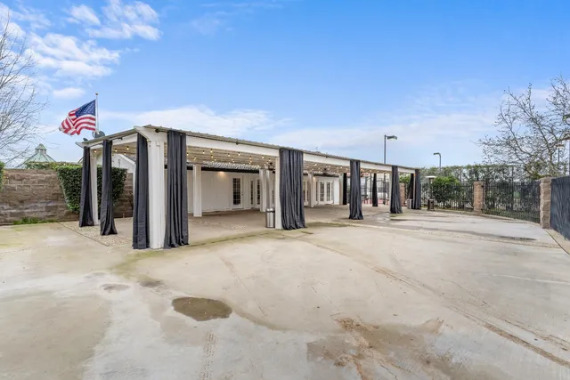 $1,795,000 | 4280 South Ipsen Avenue, Le Grand, CA 95333