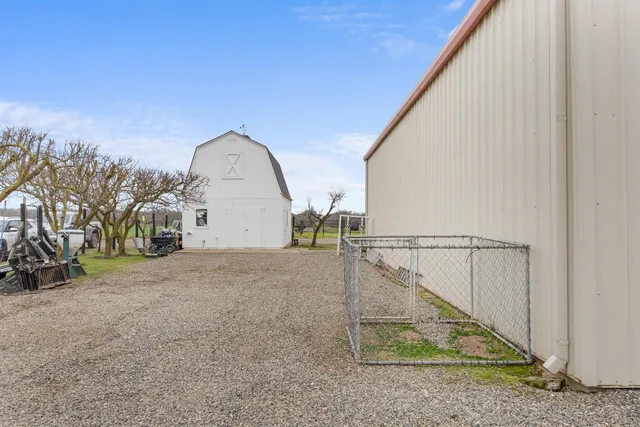 $1,795,000 | 4280 South Ipsen Avenue, Le Grand, CA 95333