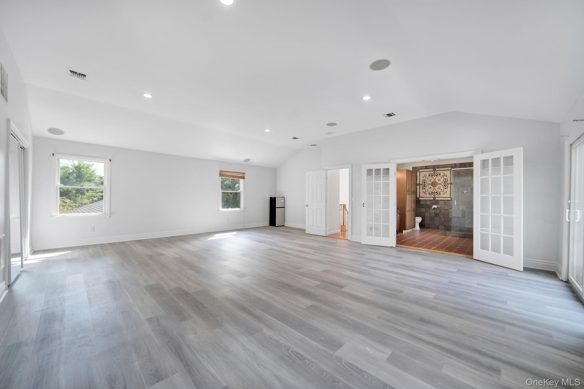 75 Whiskey Road Coram, NY 11727 - Photo 38 of 50 Gallery Image 38