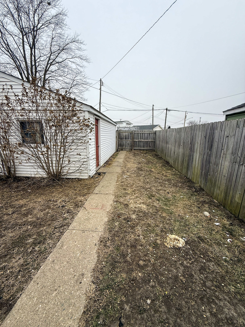 112 South H Street Tilton, IL 61833 - Photo 13 of 45