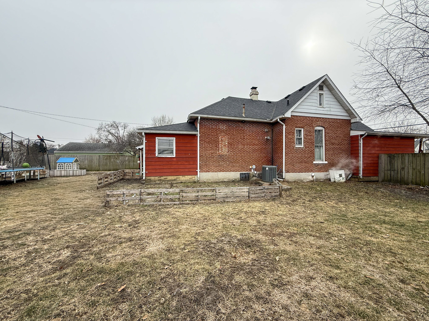 112 South H Street Tilton, IL 61833 - Photo 6 of 45