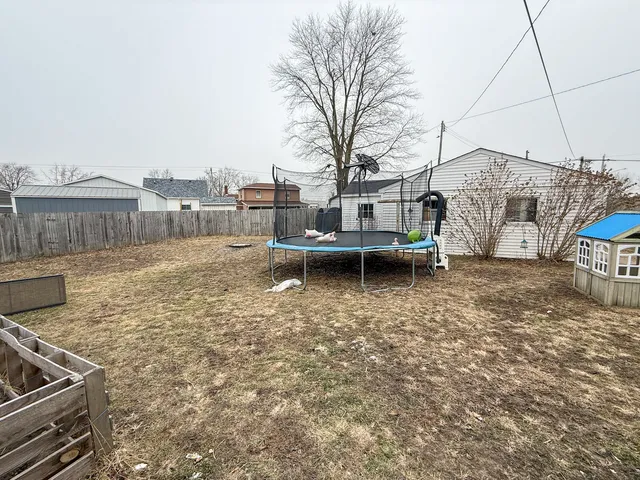 $128,000 | 112 South H Street, Tilton, IL 61833