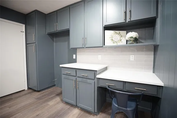 $429,000 | 2121 Stonegate Drive North, Bedford, TX 76021