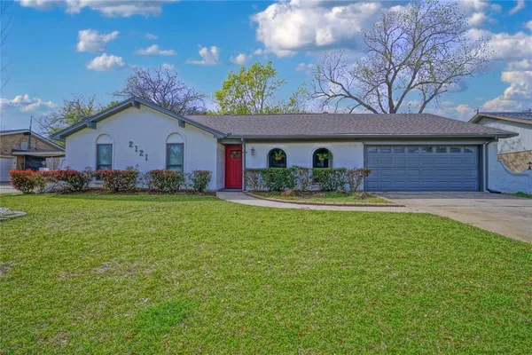 $429,000 | 2121 Stonegate Drive North, Bedford, TX 76021