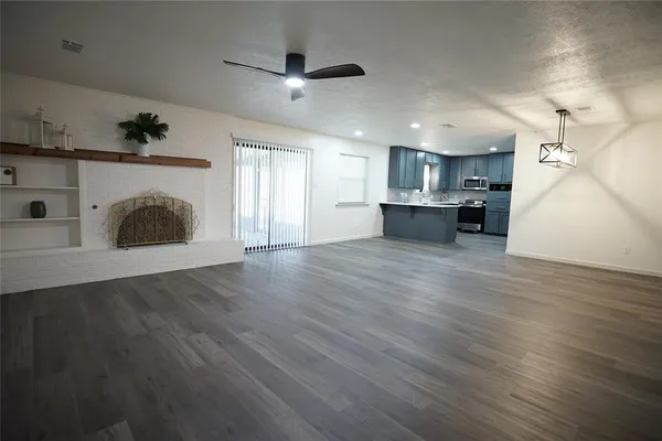 $429,000 | 2121 Stonegate Drive North, Bedford, TX 76021