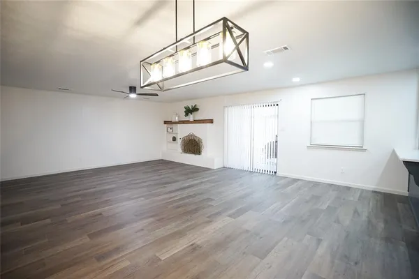 $429,000 | 2121 Stonegate Drive North, Bedford, TX 76021