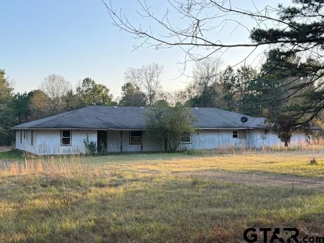 $329,000 | 17410 County Road 366, Winona, TX 75792