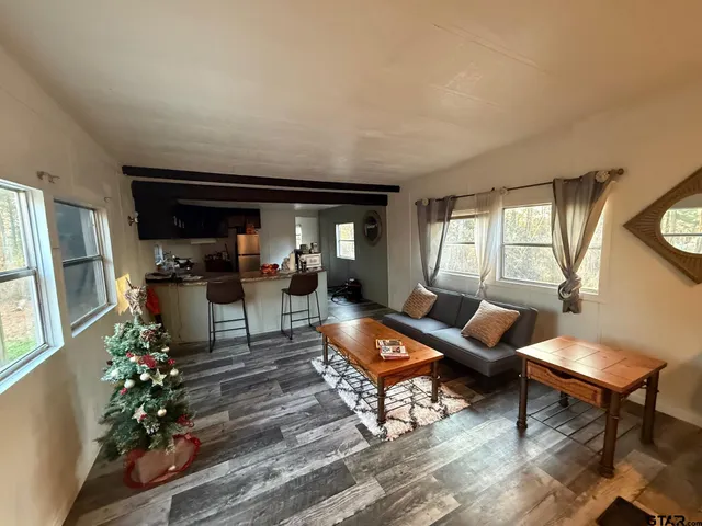 $329,000 | 17410 County Road 366, Winona, TX 75792