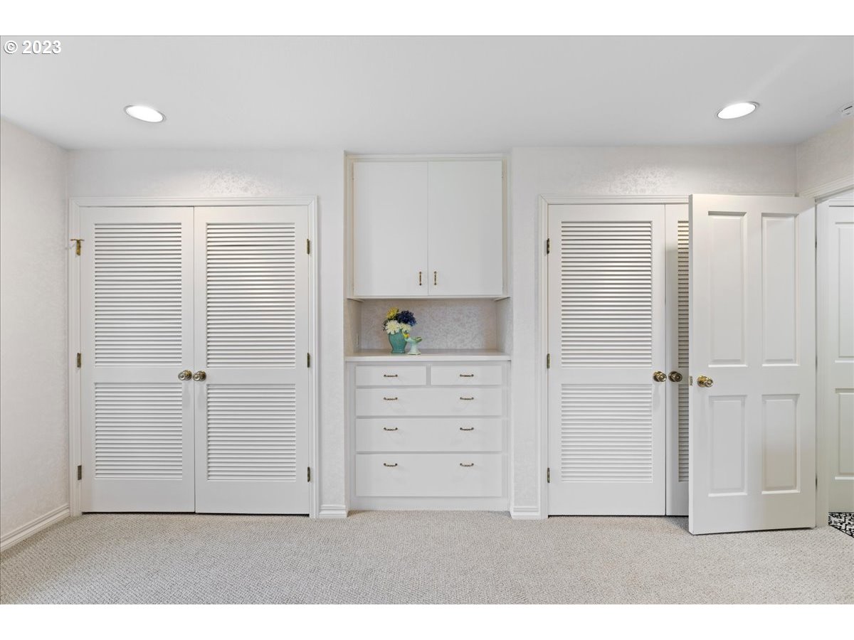22301 Southwest Stafford Road Tualatin, OR 97062 - Photo 19 of 41 Gallery Image 19