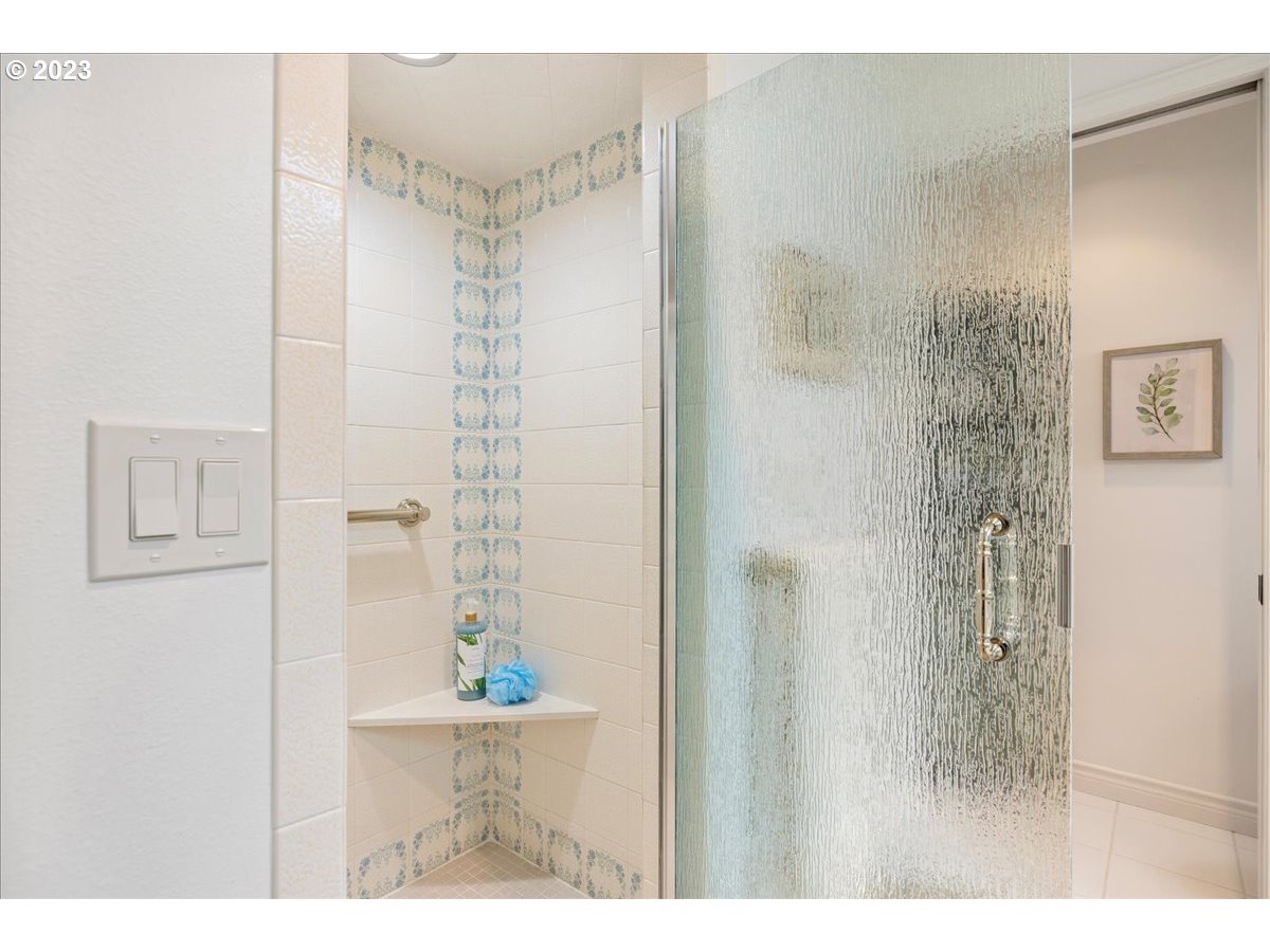 22301 Southwest Stafford Road Tualatin, OR 97062 - Photo 23 of 41 Gallery Image 23
