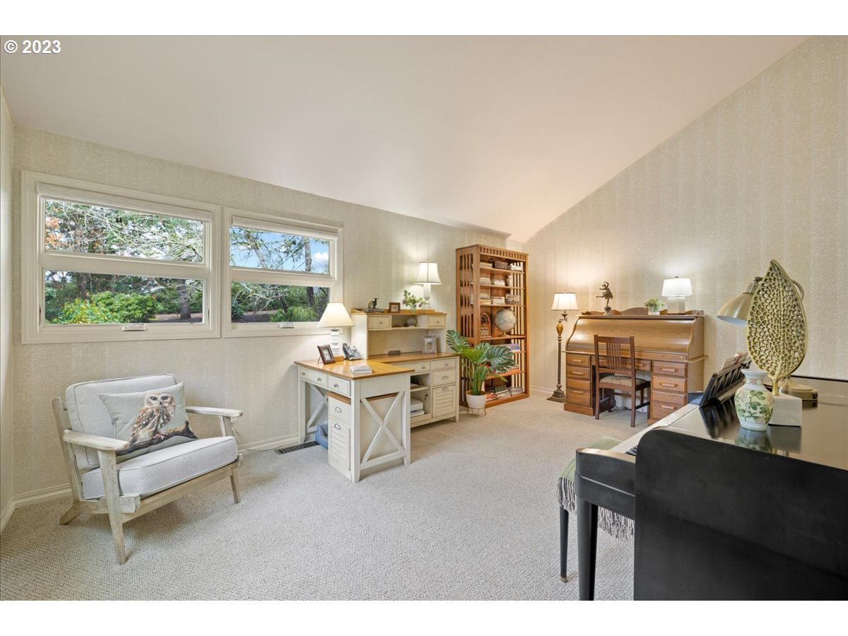 22301 Southwest Stafford Road Tualatin, OR 97062 - Photo 25 of 41 Gallery Image 25
