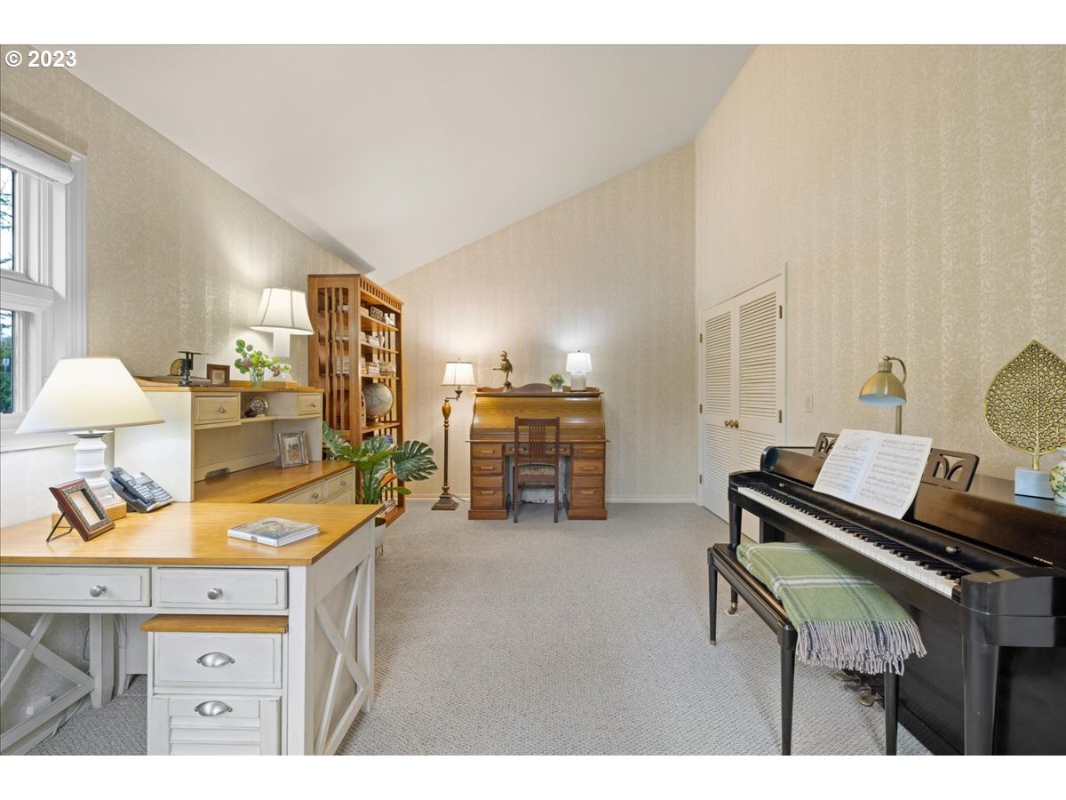 22301 Southwest Stafford Road Tualatin, OR 97062 - Photo 26 of 41 Gallery Image 26