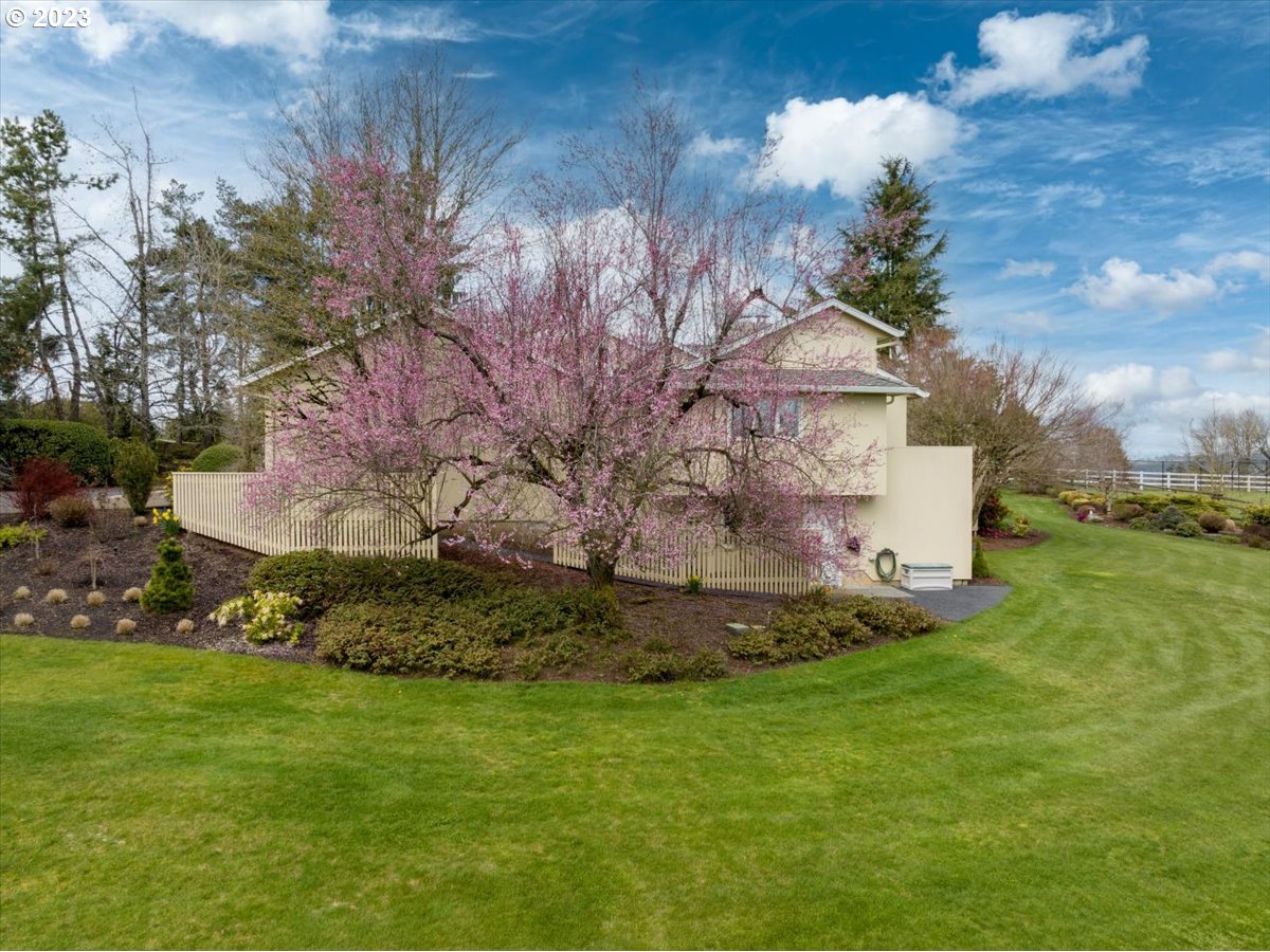 22301 Southwest Stafford Road Tualatin, OR 97062 - Photo 38 of 41 Gallery Image 38