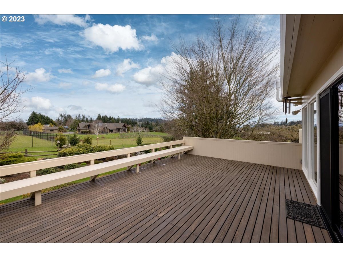 22301 Southwest Stafford Road Tualatin, OR 97062 - Photo 39 of 41 Gallery Image 39