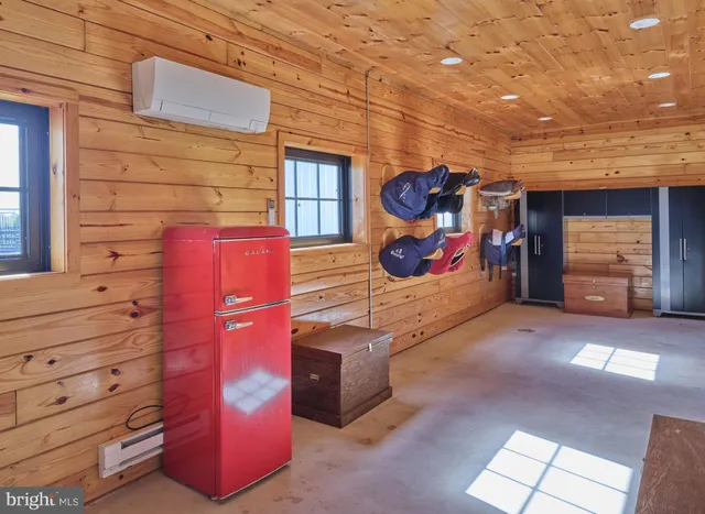 a view of a house with a big yard