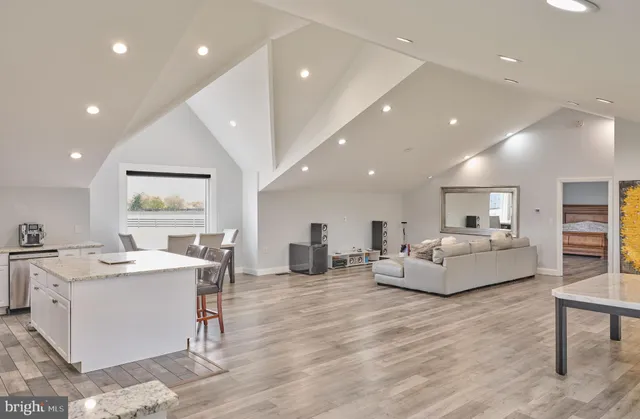 $7,195,000 | 101 Harbourton Woodsville Road, Lambertville, NJ 08530